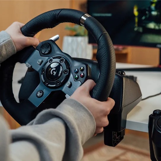 Timón Logitech G920 Driving Force con Pedales - Imagen 4
